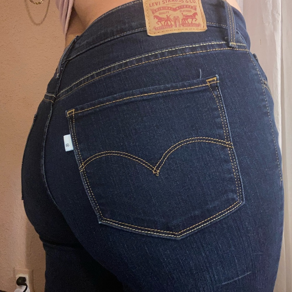Levi’s skinny jeans never worn